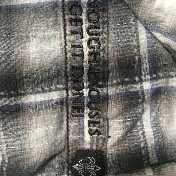 Roar Button Up Embroidered Long Sleeve Stiped Plaid Shirt Mens Medium Casual - Picture 2 of 12